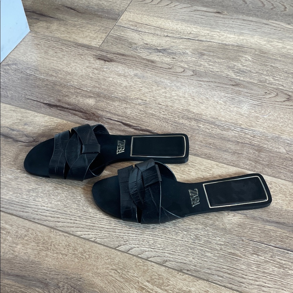 Zara Women's Black Slide Sandals - Picture 3 of 3